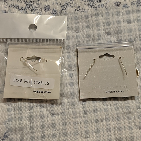 Baseball and basketball earrings - Picture 4 of 4